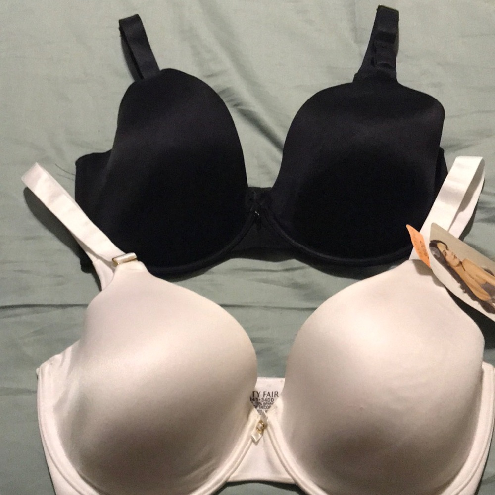 Two vanity fair bras size 34 DD